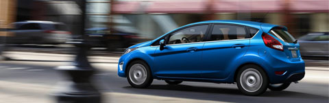 car rentals valencia train station
